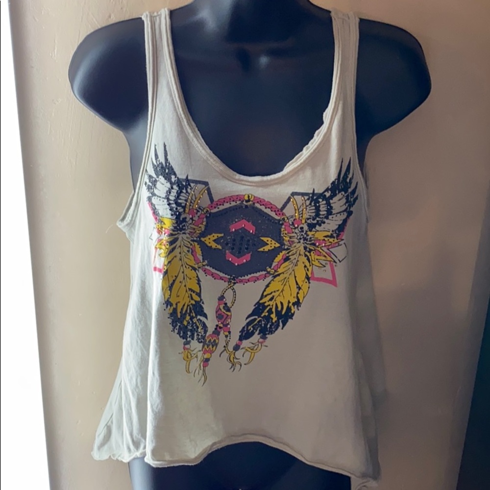 Oversized graphic tank
